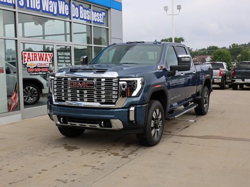 New 2025 GMC Sierra 2500 Denali w/ Denali Reserve Package image 5