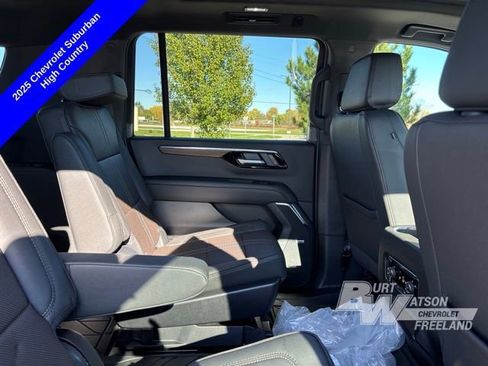 New 2025 Chevrolet Suburban High Country image 26