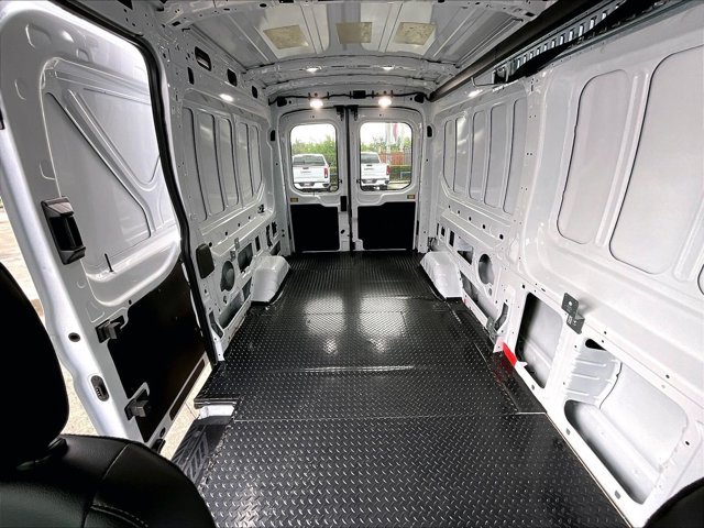 Used 2025 Ford Transit 250 148 Medium Roof RWD image 11