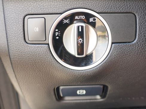 Used 2013 Mercedes-Benz GL 450 4MATIC image 39