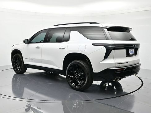 Certified 2024 Chevrolet Traverse RS w/ LPO, Floor Liner Package image 8
