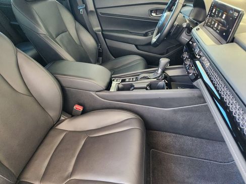 Used 2024 Honda Accord Touring image 13