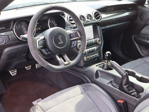 Used 2020 Ford Mustang Shelby GT350 w/ Technology Package image 5