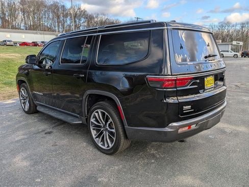 Used 2022 Jeep Wagoneer Series II w/ Premium Group I image 6