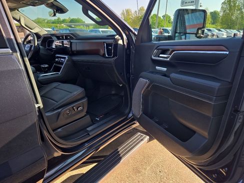 Used 2024 GMC Sierra 1500 Denali w/ Denali Reserve Package AWD/4WD image 86
