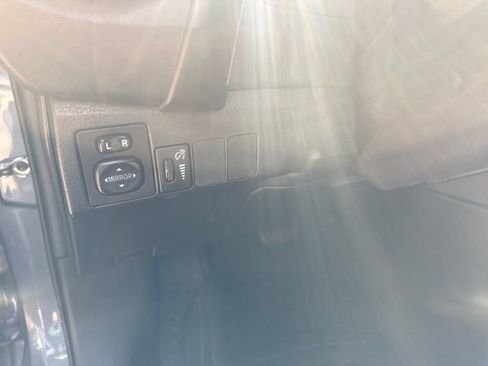 Used 2017 Toyota Corolla XSE w/ Carpet Mat Package (TMS) FWD image 15
