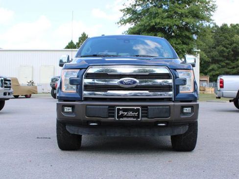 Used 2015 Ford F150 Lariat w/ Equipment Group 502A Luxury AWD/4WD image 2