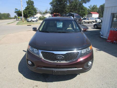 Used 2013 Kia Sorento LX w/ Convenience Pkg image 8