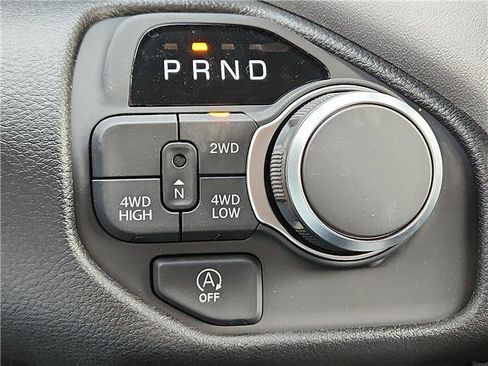 New 2026 RAM 1500 Express AWD/4WD image 14