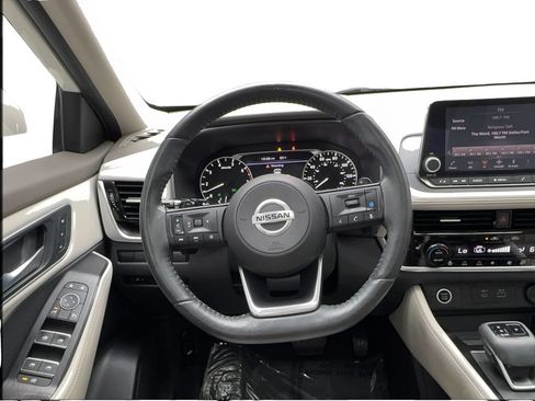 Used 2021 Nissan Rogue SL FWD image 35
