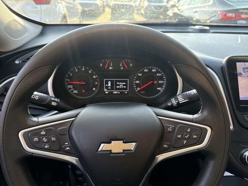 Used 2023 Chevrolet Malibu LT image 31