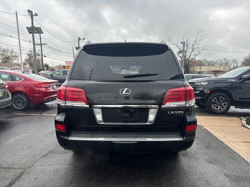 Used 2015 Lexus LX 570 4WD image 8