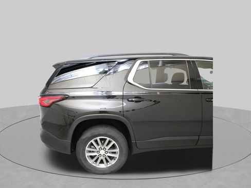 Used 2023 Chevrolet Traverse LT AWD/4WD image 11