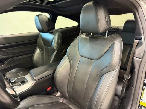 Used 2022 BMW 430i Coupe w/ Convenience Package image 21