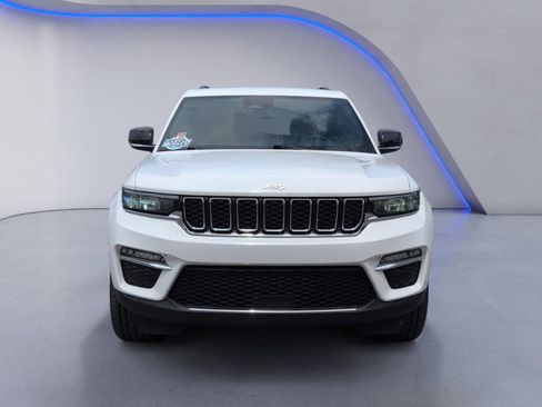 Used 2024 Jeep Grand Cherokee Limited AWD/4WD image 13