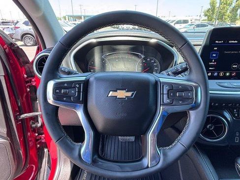 Used 2024 Chevrolet Blazer LT w/ Midnight/Sport Edition FWD image 17