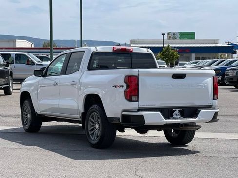 Used 2023 Chevrolet Colorado LT w/ LT Convenience Package II AWD/4WD image 6