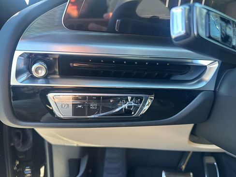 New 2026 Cadillac Lyriq Signature Luxury w/ Nappa Leather Package AWD/4WD image 29