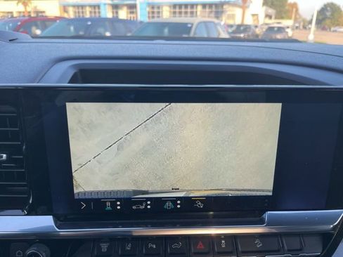 Used 2024 Chevrolet Silverado 2500 High Country w/ Z71 Off-Road Package image 34