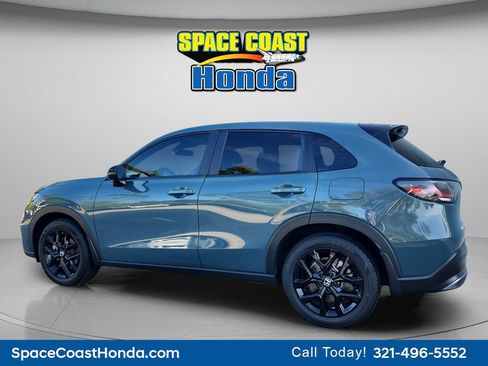 Used 2024 Honda HR-V Sport image 11