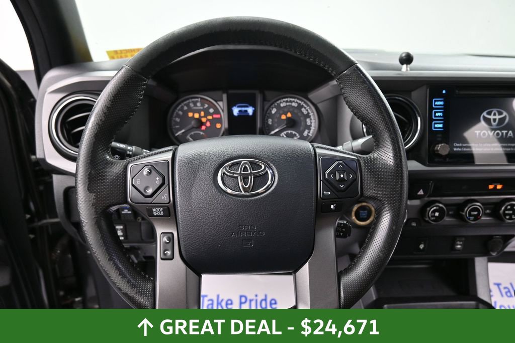 Used 2016 Toyota Tacoma TRD Sport w/ Towing Package AWD/4WD image 31