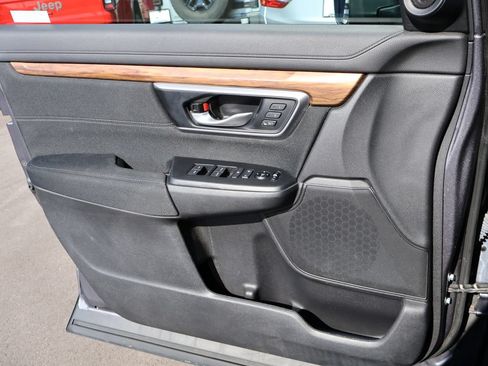 Certified 2021 Honda CR-V EX image 30
