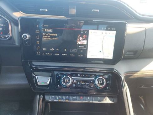 Used 2025 GMC Sierra 1500 AT4 w/ AT4 Premium Package image 16