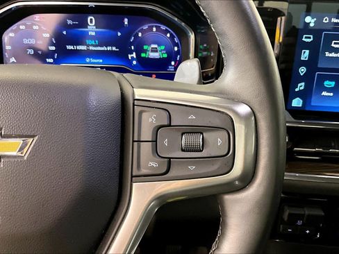 Used 2025 Chevrolet Silverado 1500 LT w/ Texas Edition Plus RWD image 24