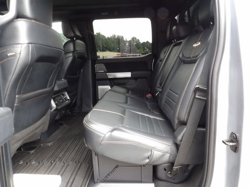 Used 2023 Ford F250 Platinum w/ Tremor Off-Road Package AWD/4WD image 32