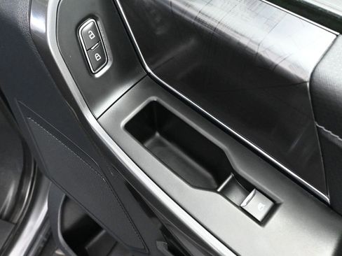 Used 2022 Ford F150 XLT w/ Equipment Group 302A High image 49