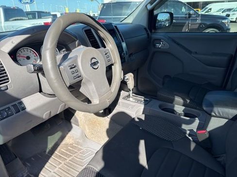 Used 2015 Nissan Frontier Desert Runner RWD image 7