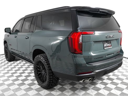 Used 2026 GMC Yukon XL AT4 w/ AT4 Premium Plus Package AWD/4WD image 7