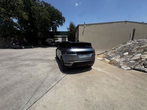Used 2025 Land Rover Range Rover Evoque S AWD/4WD image 4