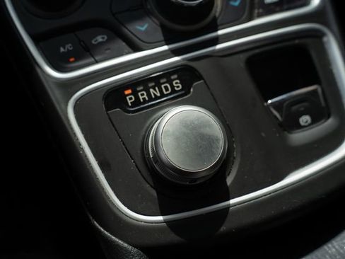 Used 2016 Chrysler 200 C image 27