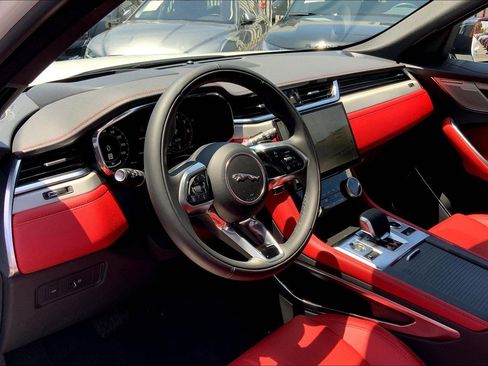 New 2026 Jaguar F-PACE R-Dynamic S image 4