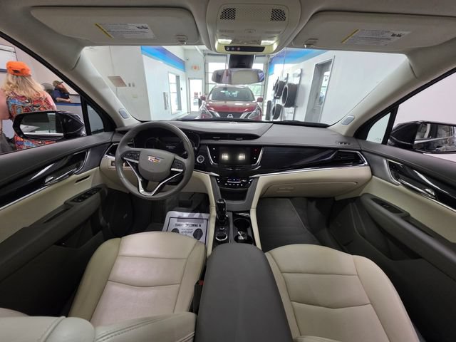 Used 2024 Cadillac XT6 Premium Luxury AWD/4WD image 22