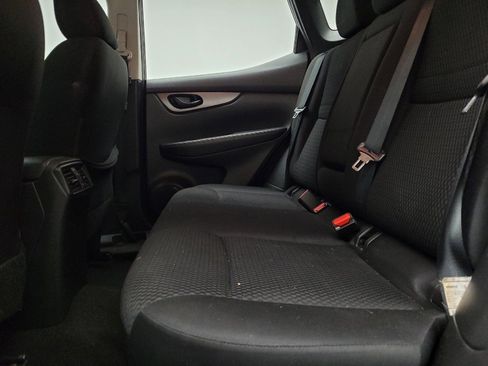 Used 2019 Nissan Rogue Sport S AWD/4WD image 18