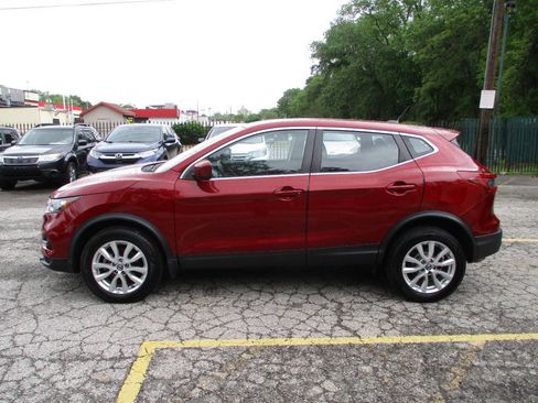 Used 2020 Nissan Rogue Sport S w/ Appearance Package image 9