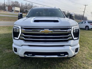 Used 2024 Chevrolet Silverado 2500 High Country video 2