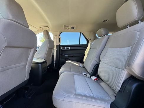 Used 2023 Ford Explorer 4WD image 26