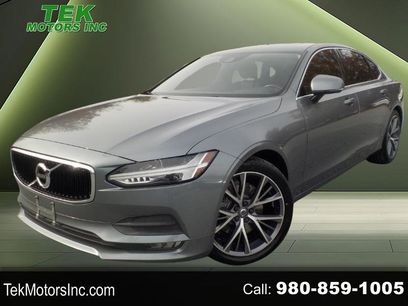 Used 2018 Volvo S90 T5 Momentum