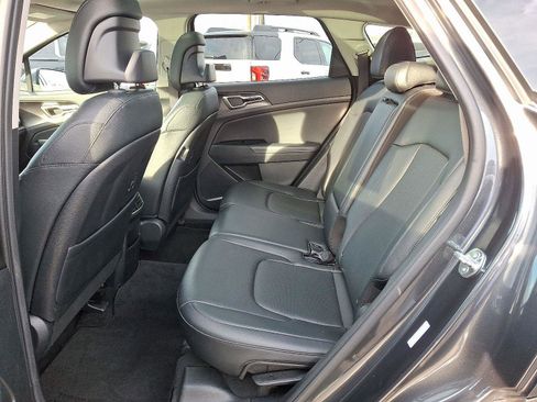 Used 2025 Kia Sportage EX w/ Premium Package image 10