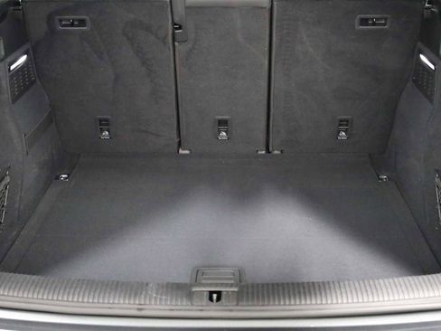 Used 2024 Audi Q5 2.0T Prestige image 39