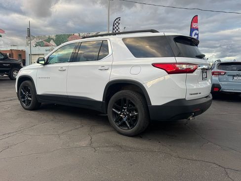 Used 2021 Chevrolet Traverse LS image 5