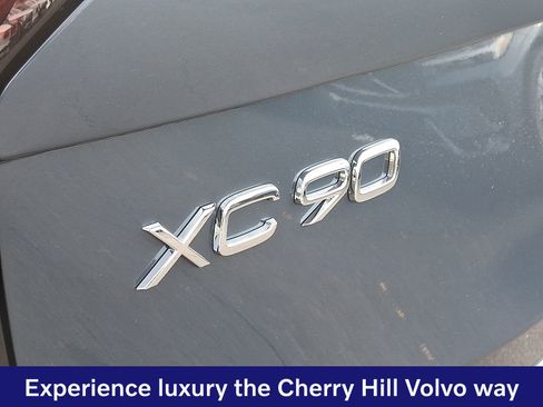 New 2026 Volvo XC90 T8 Plus w/ Protection Package Premier AWD/4WD image 17