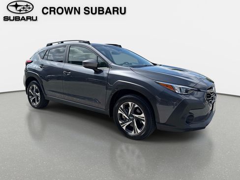 Used 2024 Subaru Crosstrek 2.0i Premium AWD/4WD image 2