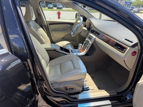 Used 2011 Volvo XC70 T6 AWD/4WD image 10