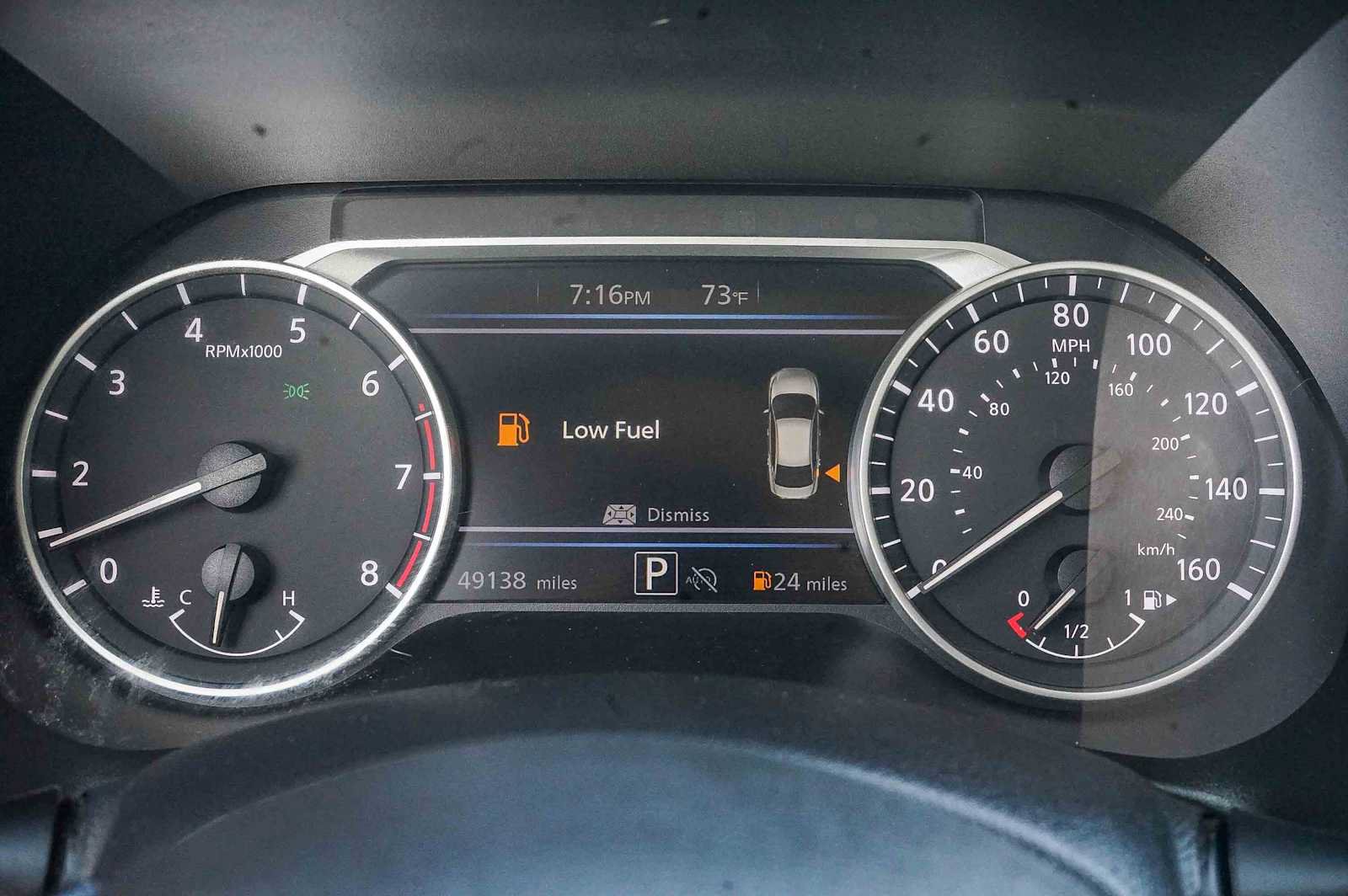 Used 2024 Nissan Sentra SR FWD image 21