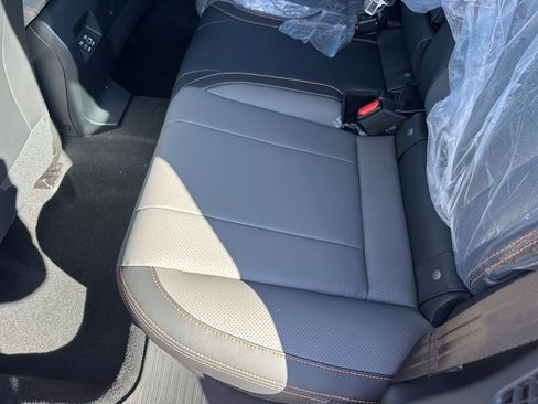 New 2026 Subaru Crosstrek 2.5i Limited w/ Crosstrek Mirror Package image 8