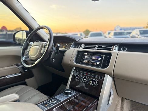 Used 2016 Land Rover Range Rover Supercharged AWD/4WD image 37